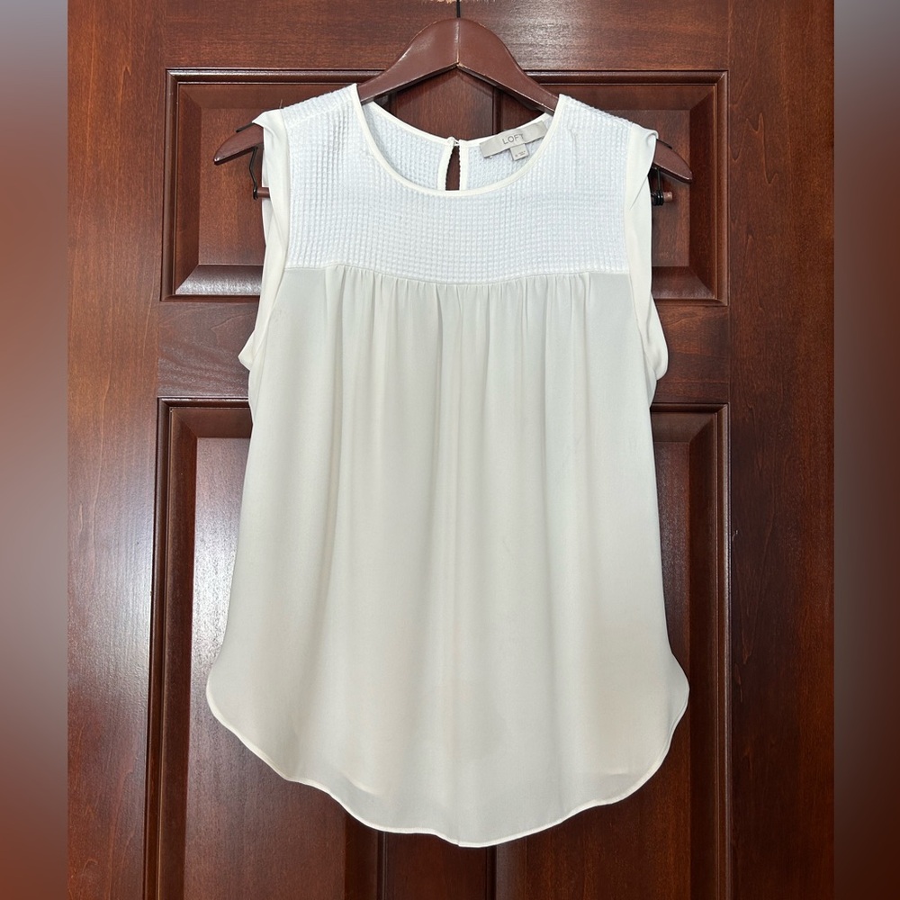 LOFT Ivory Sleeveless Textured Yoke Blouse Medium